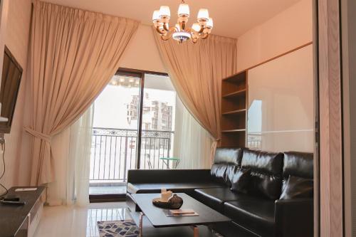 Signature Holiday Homes - Luxury 1 BHK in Resortz 117 by Danube - image 13