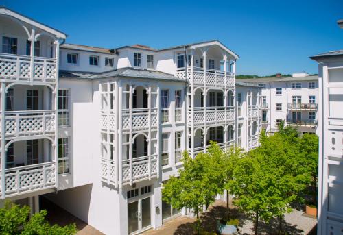 Ferienwohnung mit Balkon und Seeblick