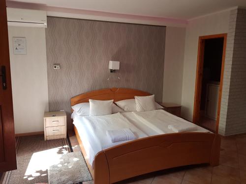 Böne Vendégház és Borozó - image 3