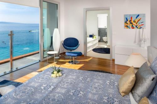 Luxury Seafront Villa Brela Pride with private heated pool at the beach in Brela - Baska Voda - main image