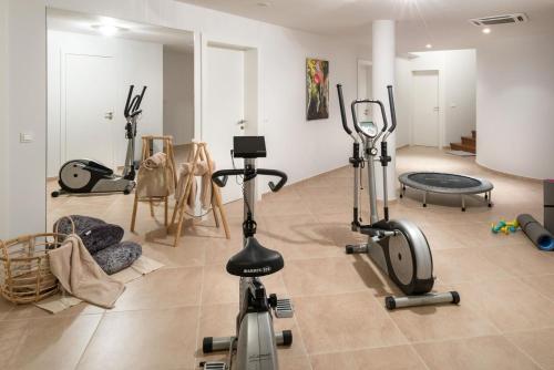 Luxury Seafront Villa Brela Pride with private heated pool at the beach in Brela - Baska Voda - image 13