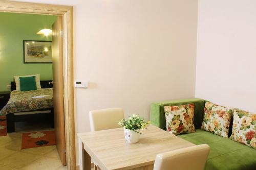 Apartments Paradisos - image 2