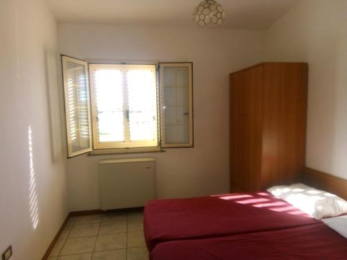 Room in Guest room - Double room for rent with private bathroom chambre d'hôte Marina di Montenero