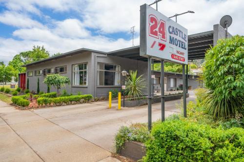 Castle Motel, Mount Alexander