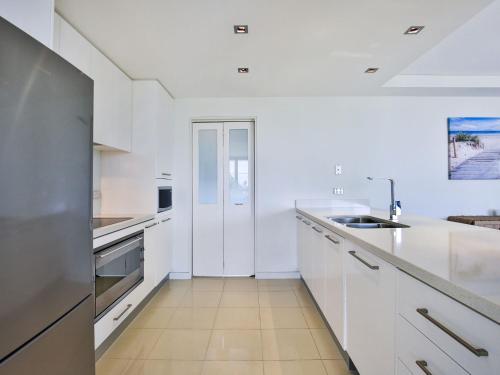 Solymar I Adjacent to Beach I Pet Friendly - image 4