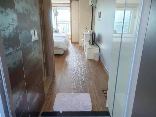 HY Choi Hostel Room Type - Twin Room