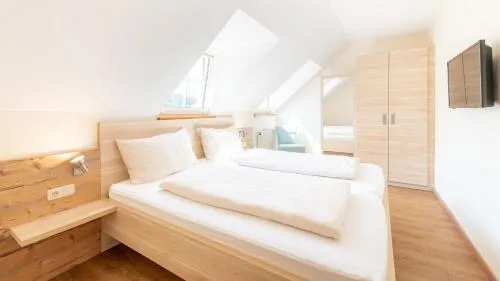Pension Pirkdorfer See in Sankt Michael ob Bleiburg, Österreich