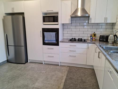 J&L Boarding Holiday House in Hamilton