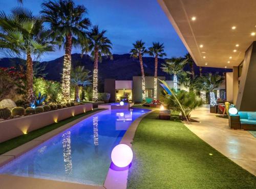 Villa Sparkle - Luxury Villa for Vacations in Palm Springs, USA