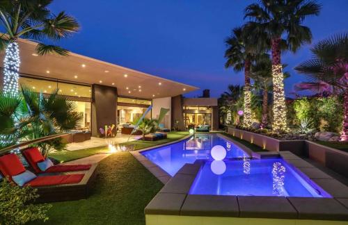 Villa Sparkle - Luxury Villa for Vacations in Palm Springs, USA