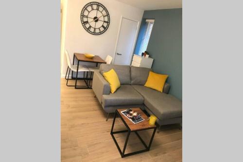 Picture of Alison15 - Superior Clifton Studio Apartment