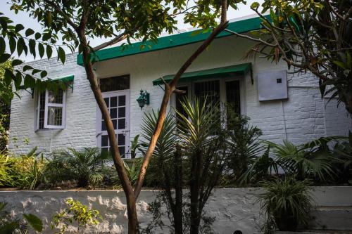 Вход, Вилла (80 m²) с 2 спальней(-ями) и 2 ванной(-ыми) комнатой(-ами) в районе Бходж-Балиг (Morni Singh's 2BHK Villa) in Бхож-Балиг