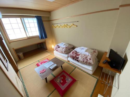Japanese-Style Double Room with Private Toilet and Shared Bathroom