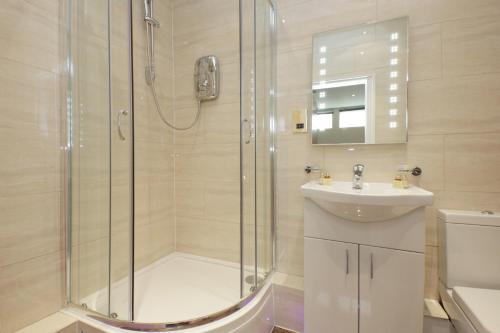 Cumberland Apartments 5