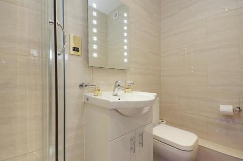 London Central Apartments - image 14