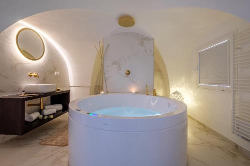 Υδρομασάζ, La Bella Ostuni Suites in Οστούνι