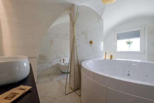 Μπάνιο, La Bella Ostuni Suites in Οστούνι