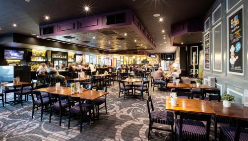 Étterem, Nightcap at Skyways Hotel in Melbourne Tullamarine repülőtér