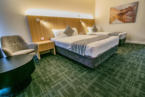 Absolute Beachfront Opal Cove Resort