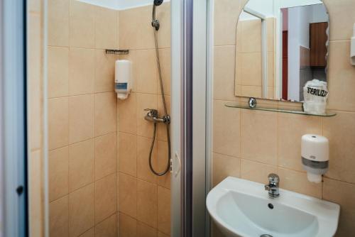 HOTEL K2 CITY - image 5