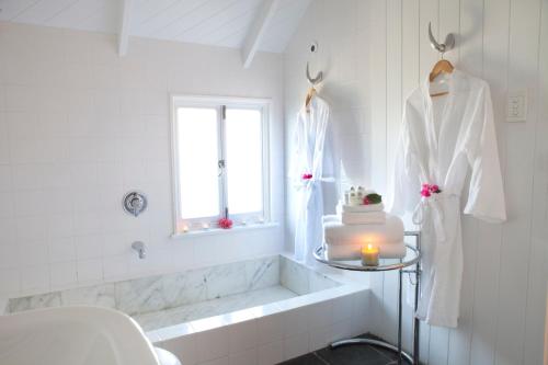 Port Douglas Cottage & Lodge photo 3