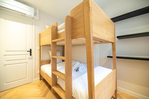 Luxury apartments in Paris Center - image 5