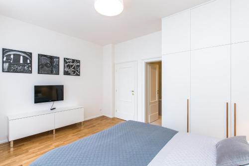 UNIQUE Old Town apartments at Palace Dlouha - image 12