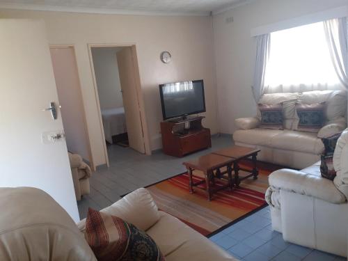 Cottage Sleeps 4 with Pool, Harare (foto 9)