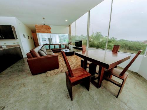 ME Hotel & Villas - Montanita Estates in Montanita