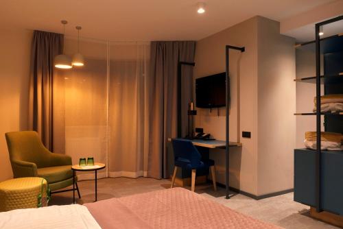 Mountains Hotel Room Type - Premium Double Room