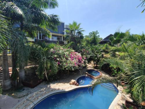 ME Hotel & Villas - Montanita Estates