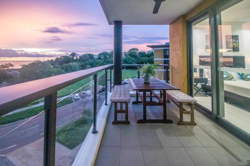 NEW - ZEN AT THE WATERFRONT - Luxury Waterfront Holiday Home for Families & Friends, Darwin (foto 9)