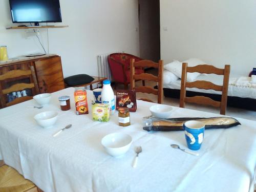 Villa with 2 bedrooms in Mormoiron with private pool furnished garden and WiFi - image 4