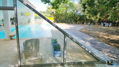 Villa de 4 chambres avec piscine privee jardin clos et wifi a Crastes