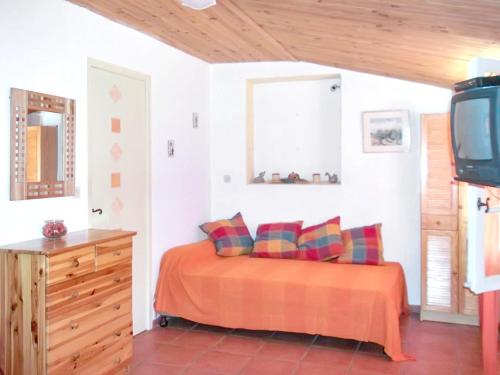 House with 6 bedrooms in Vaison la Romaine with wonderful mountain view private pool and enclosed garden 45 km from the slopes - image 9