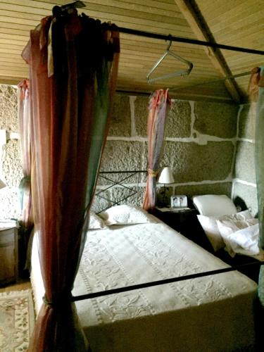 Villa with 4 bedrooms in Penafiel with wonderful mountain view private pool enclosed garden 50 km from the beach - image 7