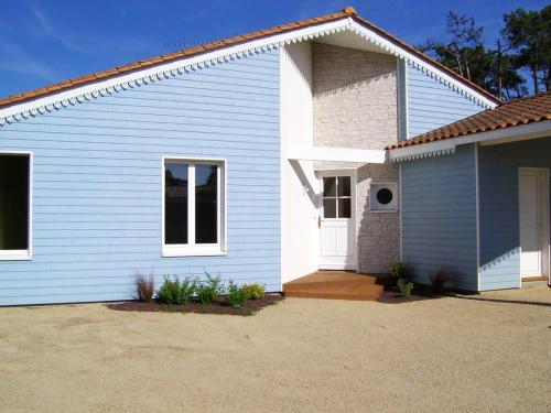 Villa de 3 chambres avec piscine privee et jardin clos a Saint Hilaire de Riez a 1 km de la plage