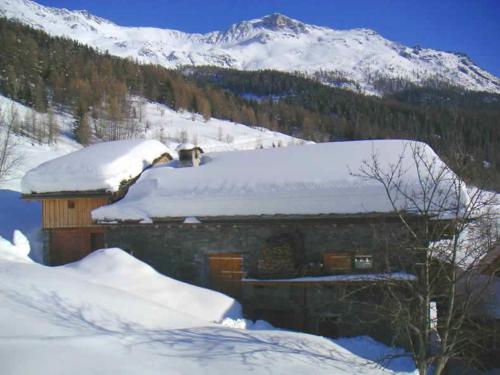 Chalet de 5 chambres avec jardin amenage et wifi a Sainte Foy Tarentaise a 1 km des pistes