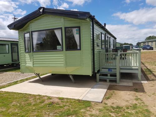 Stunning 6 Birth Caravan in Skegness Herons Mead