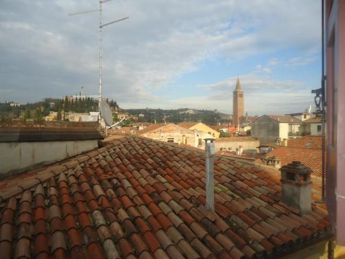 Protezione della Giovane - female hostel - image 2