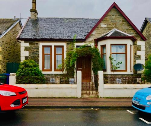 Homely Spacious Cottage In Central Location, Dunoon, Argyll and the Isle of Mull