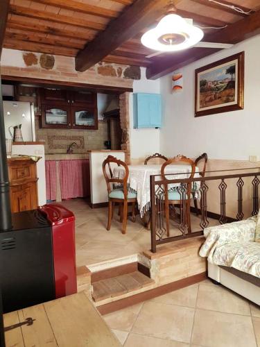 One bedroom appartement with furnished terrace and wifi at Talamone 4 km away from the beach