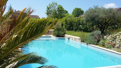 Appartement de 2 chambres avec piscine partagee jardin clos et wifi a Castera Lectourois