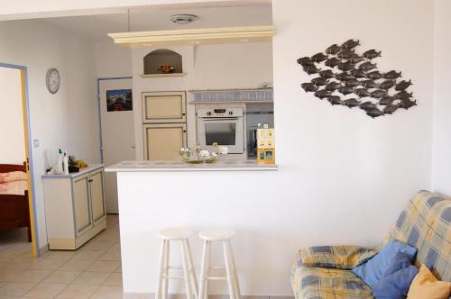 Appartement de 2 chambres a Valras Plage a 600 m de la plage avec piscine partagee terrasse amenagee et wifi