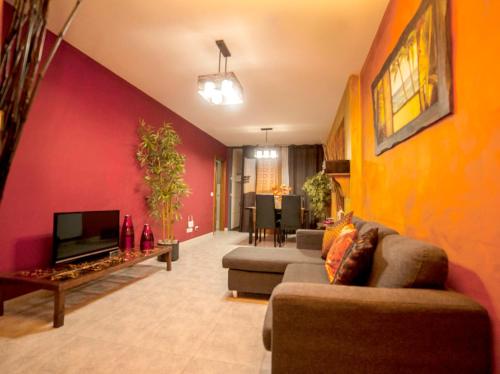  2 bedrooms appartement with city view furnished terrace and wifi at Los Llanos 6 km away from the beach in Los Llanos de Aridane