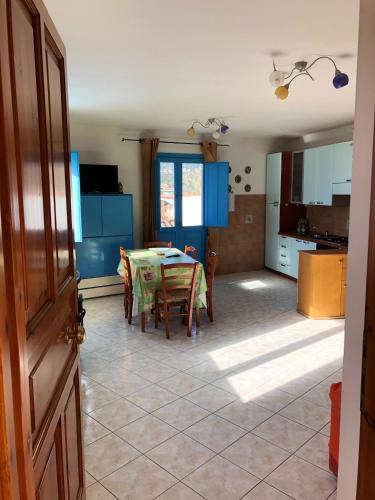 . 2 bedrooms appartement at Lotzorai 800 m away from the beach with furnished balcony