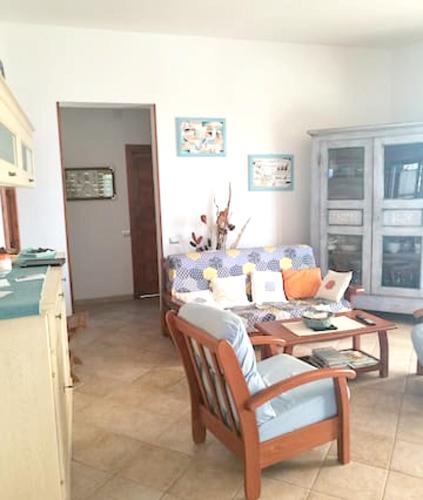 3 bedrooms villa at Magomadas 10 m away from the beach with sea view terrace and wifi