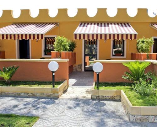  Bright Apartment in Vaccarizzo-delfino, 60 m² with pool in Vaccarizzo - Delfino