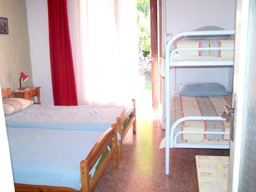 House with 3 bedrooms in Kakovatos with enclosed garden and WiFi - image 4