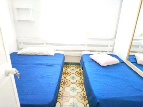 House with 5 bedrooms in Punta Umbria with furnished terrace and WiFi 4 m from the beach - image 4